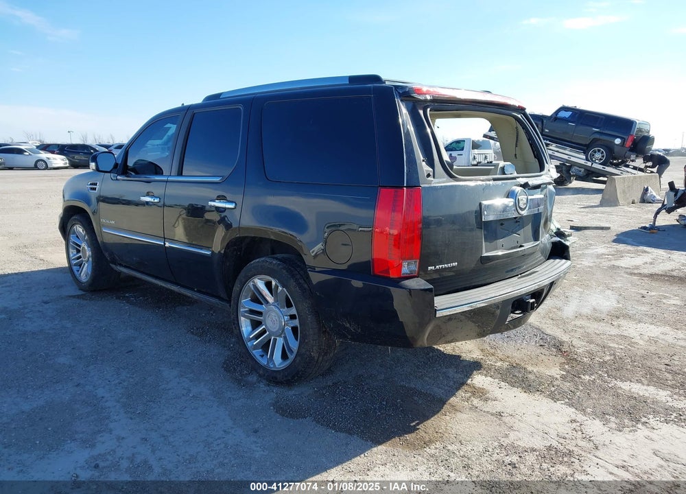 2010 CADILLAC ESCALADE PLATINUM EDITION VIN: 1GYUKDEFXAR185214