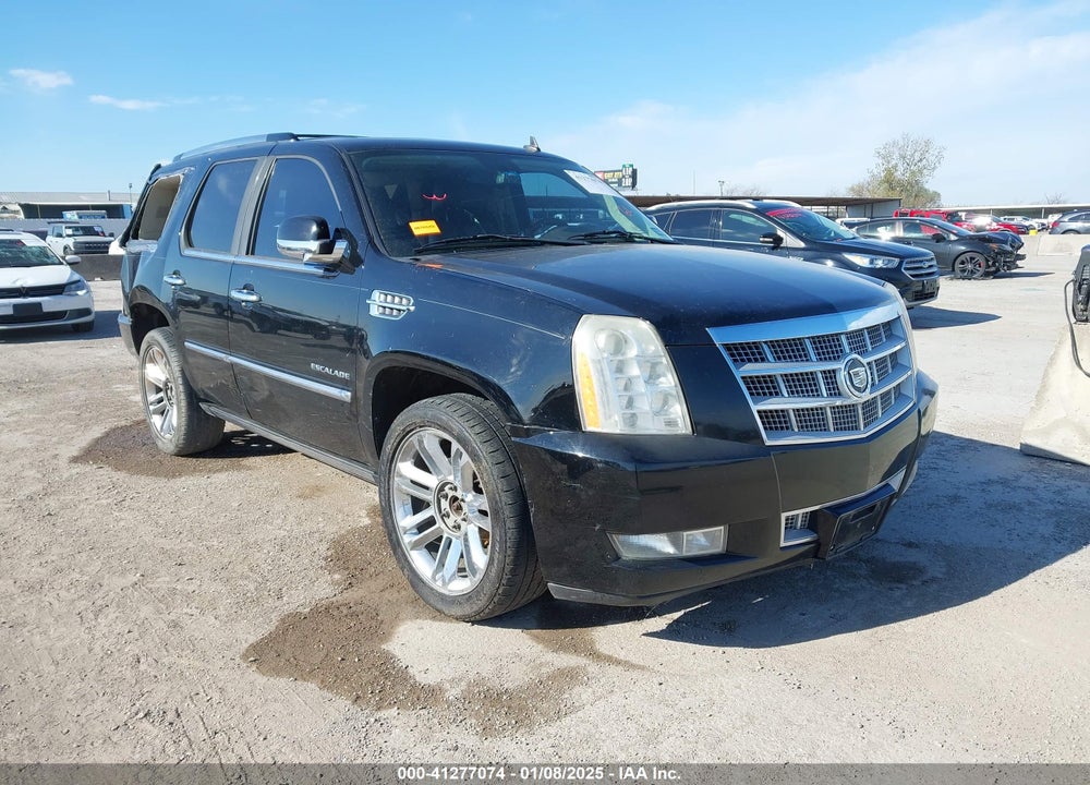 2010 CADILLAC ESCALADE PLATINUM EDITION VIN: 1GYUKDEFXAR185214