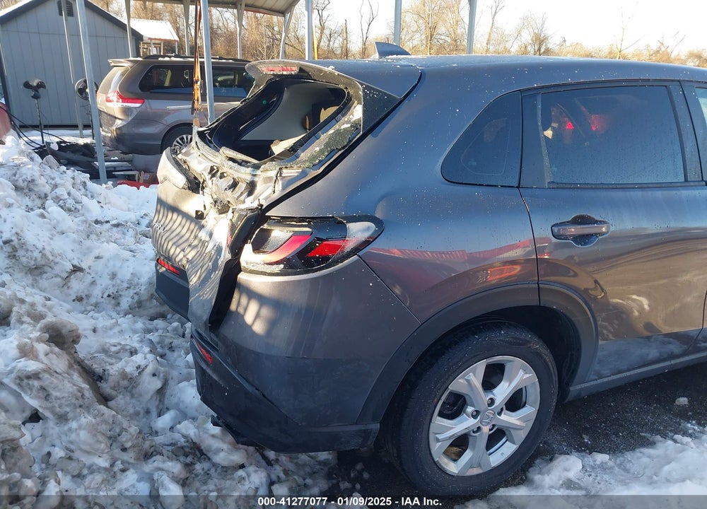 2023 HONDA HR-V VIN: 3CZRZ1H35PM727430