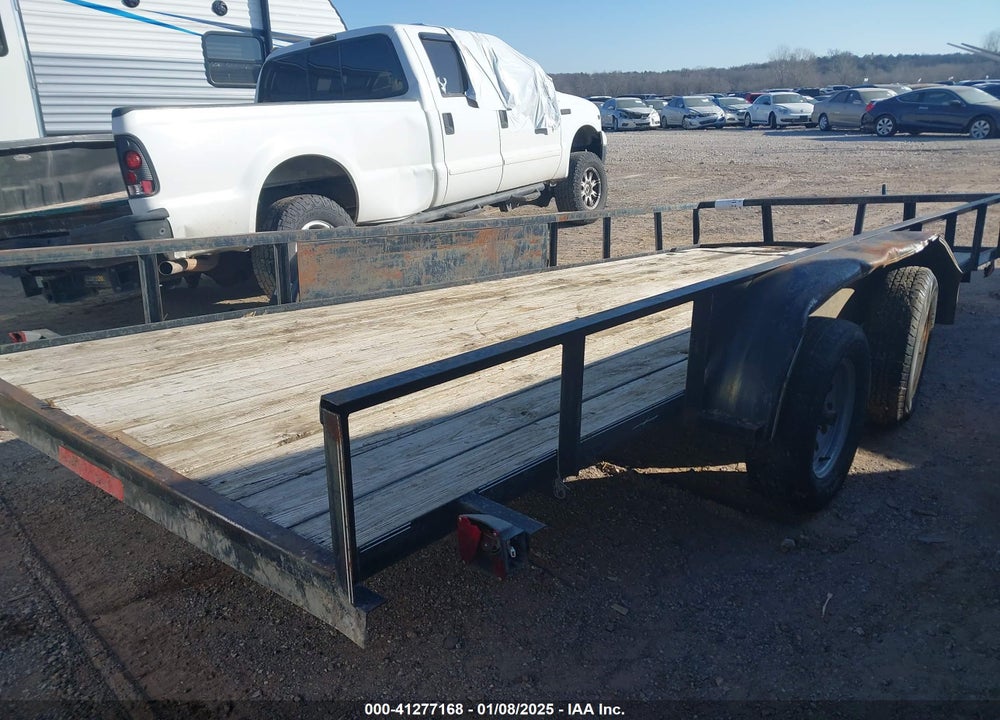 2000 UNKNOWN UTILITY TRAILER VIN: LCJF1626B1023763