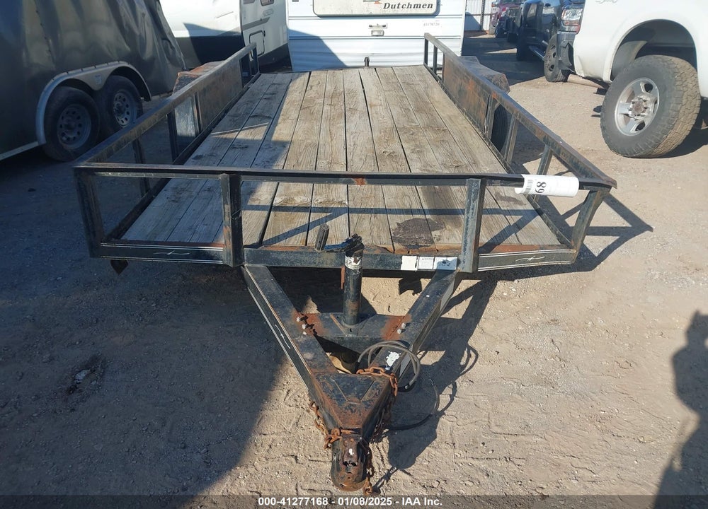 2000 UNKNOWN UTILITY TRAILER VIN: LCJF1626B1023763