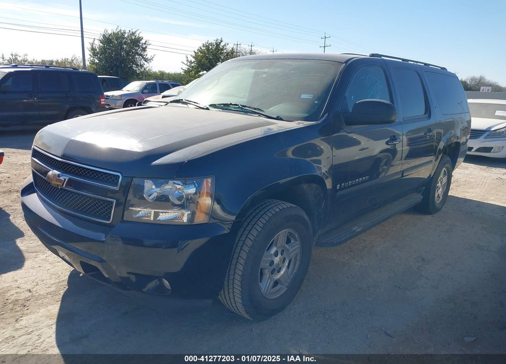 2008 CHEVROLET SUBURBAN 1500 LT VIN: 3GNFK16318G263172