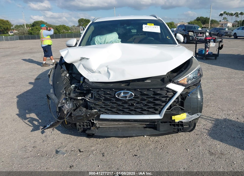 2020 HYUNDAI TUCSON VALUE VIN: KM8J33A44LU231703