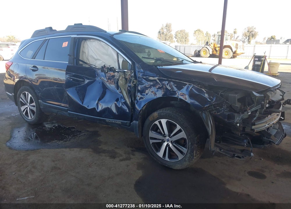 2018 SUBARU OUTBACK 3.6R LIMITED VIN: 4S4BSENC1J3350008