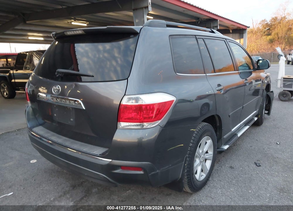 2012 TOYOTA HIGHLANDER SE VIN: 5TDZA3EH1CS029500