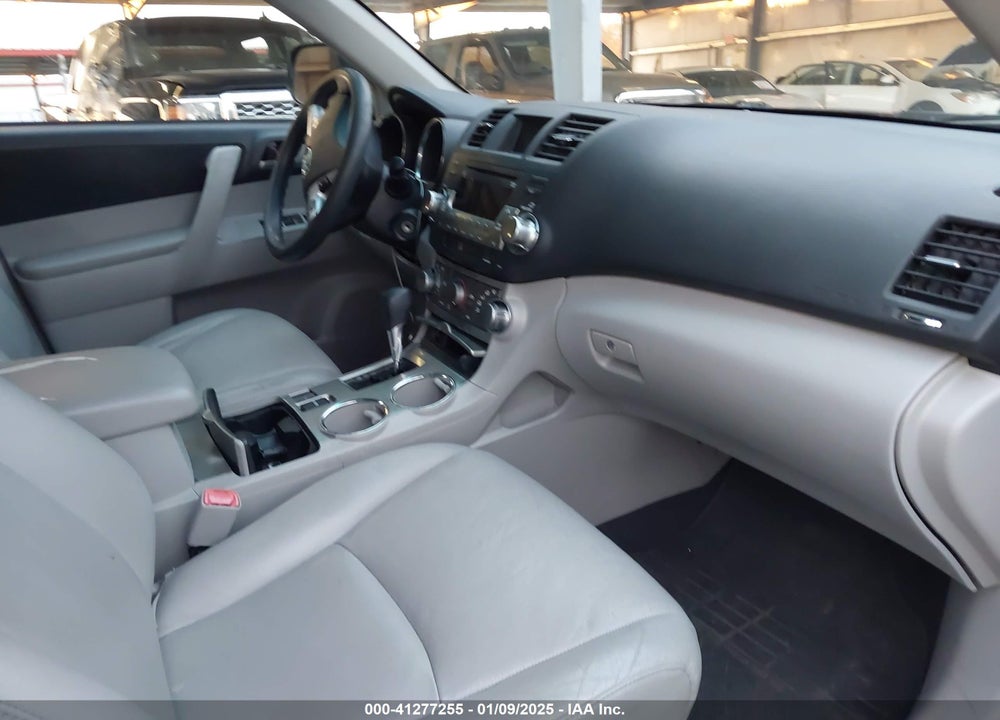 2012 TOYOTA HIGHLANDER SE VIN: 5TDZA3EH1CS029500
