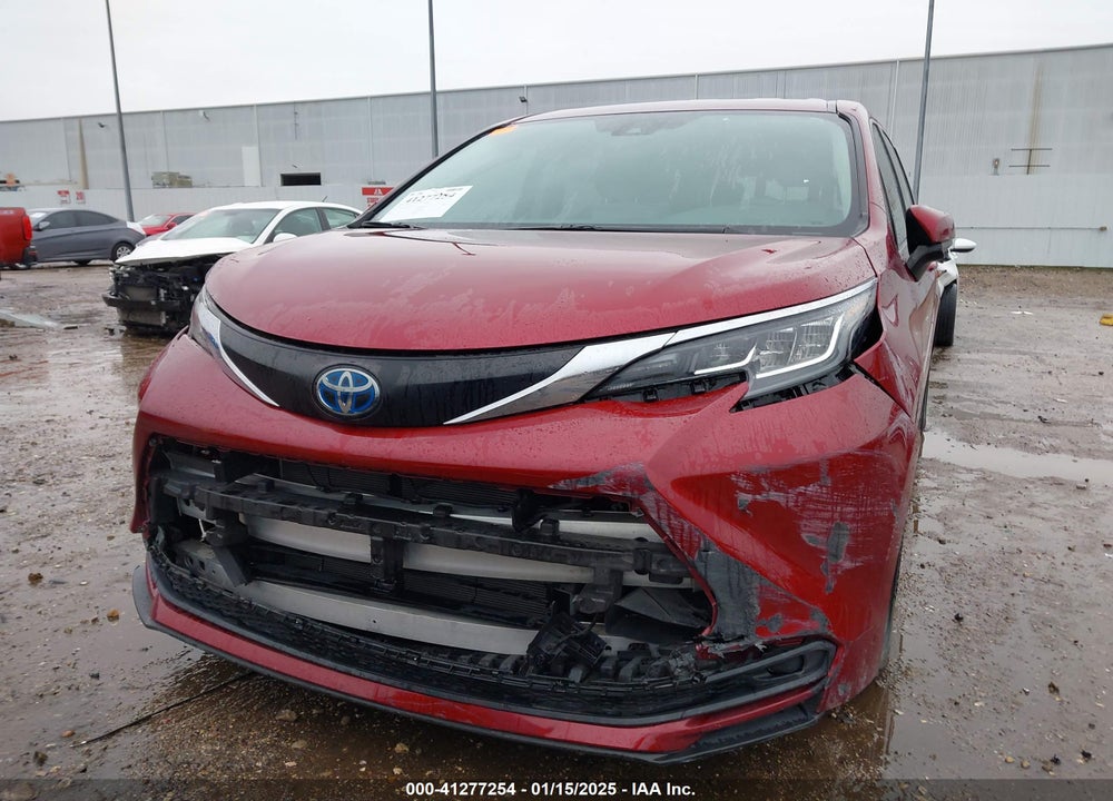 2022 TOYOTA SIENNA LE VIN: 5TDKRKEC8NS077698