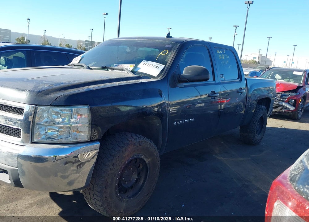 2011 CHEVROLET SILVERADO 1500 LT VIN: 3GCPCSE08BG317324