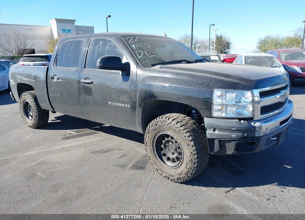 2011 CHEVROLET SILVERADO 1500 LT VIN: 3GCPCSE08BG317324