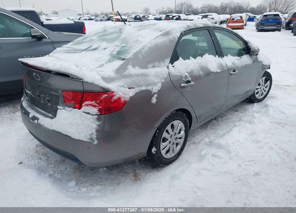 2013 KIA FORTE VIN: KNAFU4A22D5664778