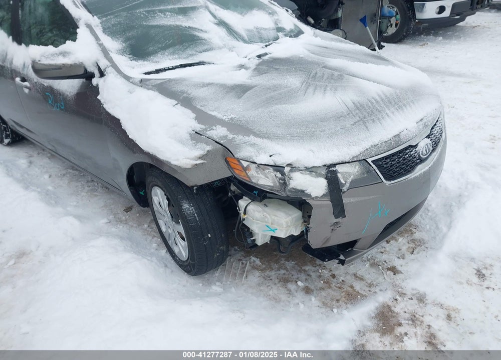 2013 KIA FORTE VIN: KNAFU4A22D5664778