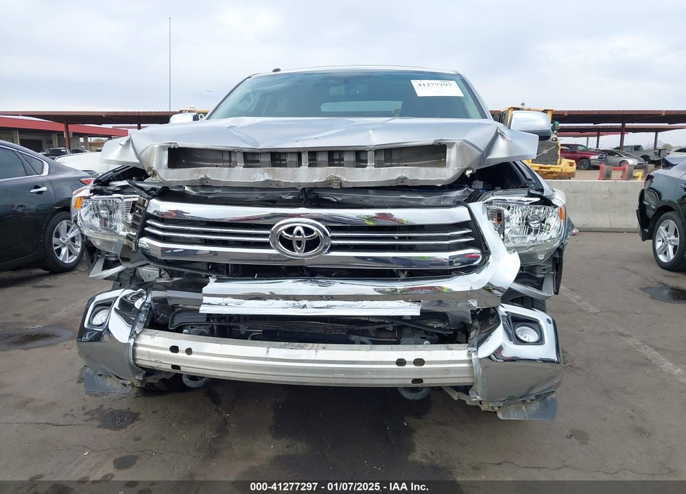 2017 TOYOTA TUNDRA VIN: 5TFAW5F1XHX605162