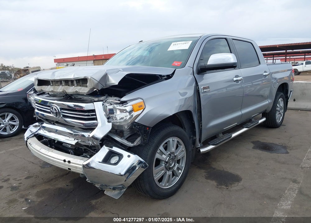 2017 TOYOTA TUNDRA VIN: 5TFAW5F1XHX605162