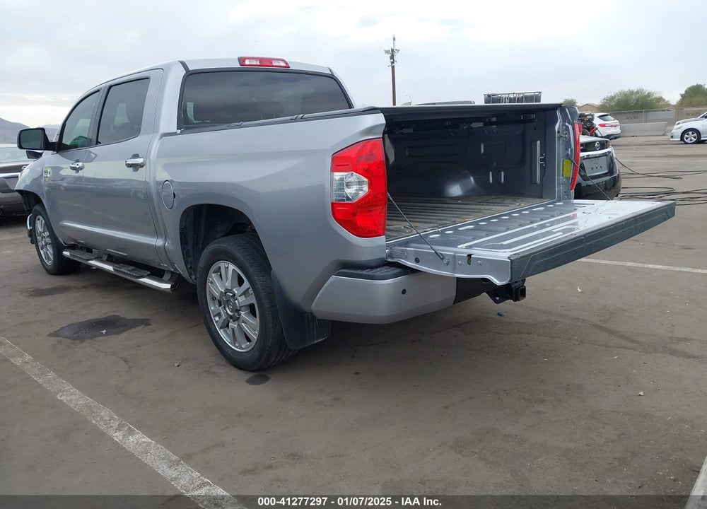 2017 TOYOTA TUNDRA VIN: 5TFAW5F1XHX605162
