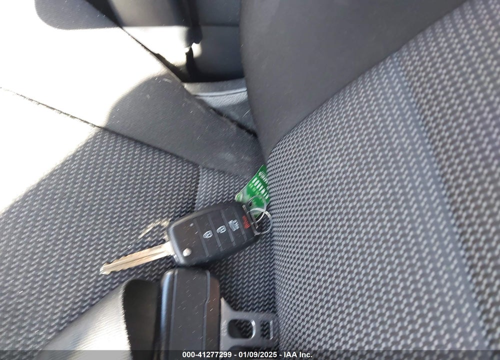2017 KIA FORTE VIN: KNAFK5A88H5703198