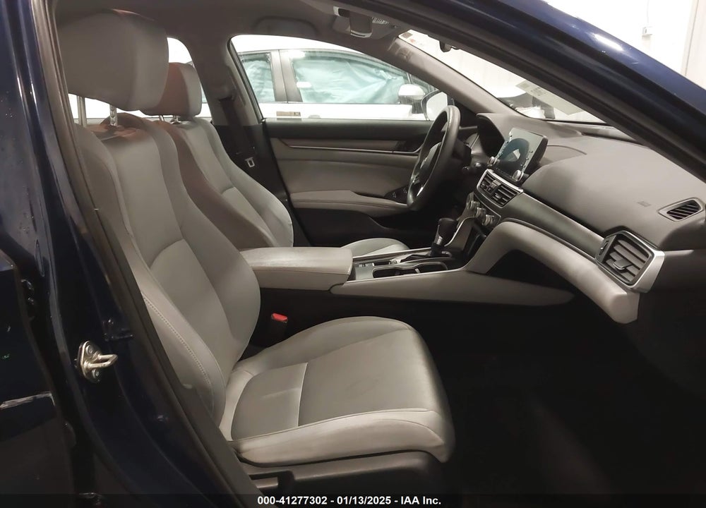 2018 HONDA ACCORD VIN: 1HGCV1F19JA187322