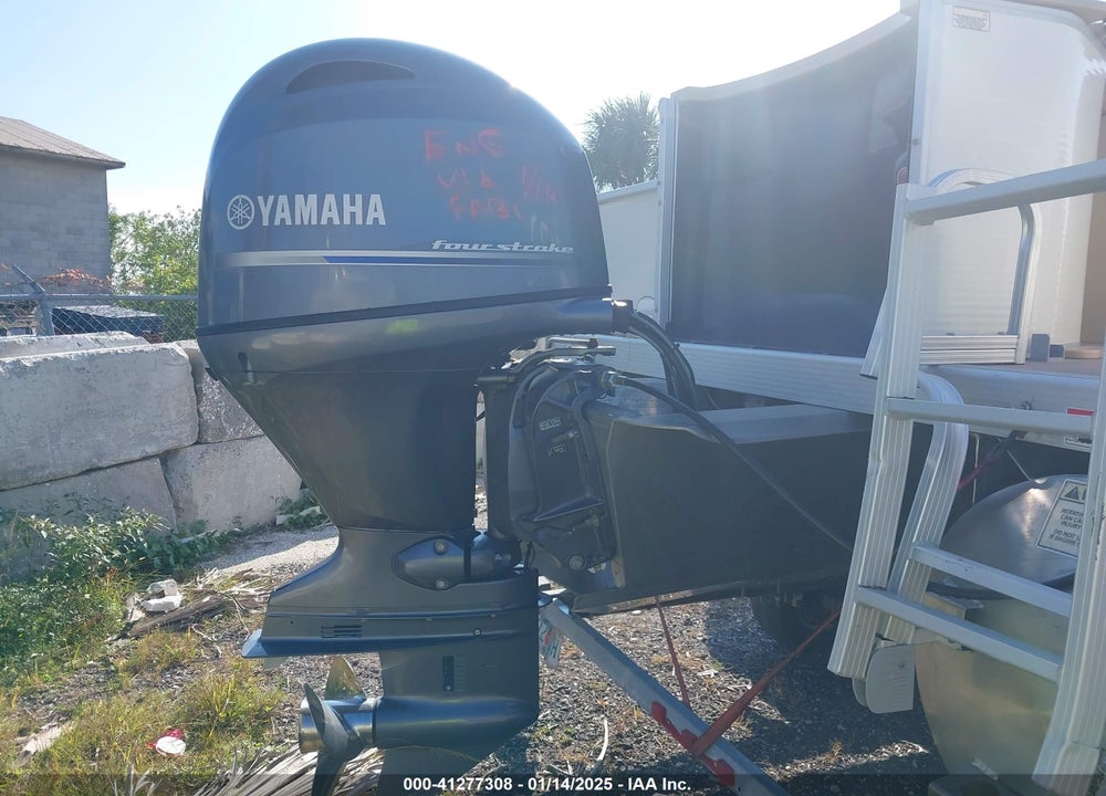 2018 BENNINGTON OTHER VIN: ETWE8620F718