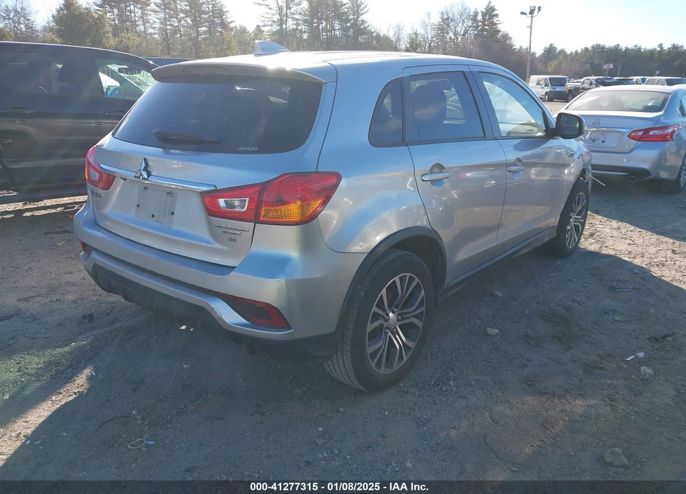 2018 MITSUBISHI OUTLANDER SPORT 2.4 SE VIN: JA4AR3AW9JZ005073