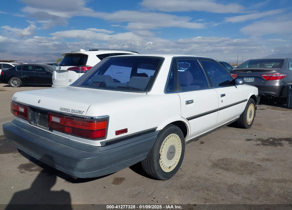 1990 TOYOTA CAMRY DLX VIN: 4T1VV21EXLU011643