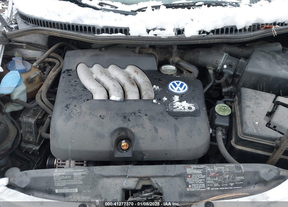 2002 VOLKSWAGEN NEW BEETLE GLS VIN: 3VWCB21C82M443988