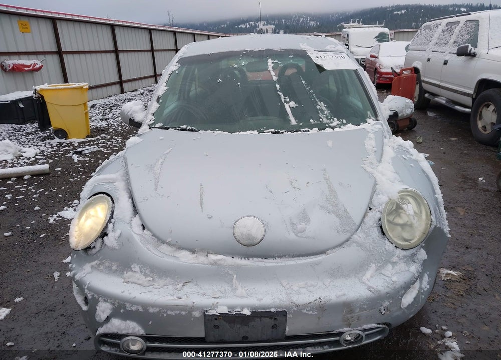 2002 VOLKSWAGEN NEW BEETLE GLS VIN: 3VWCB21C82M443988