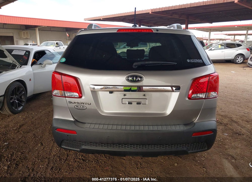 2012 KIA SORENTO LX VIN: 5XYKTCA68CG278860