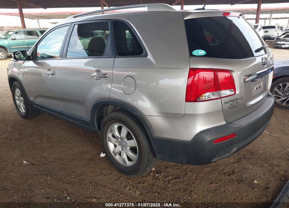 2012 KIA SORENTO LX VIN: 5XYKTCA68CG278860