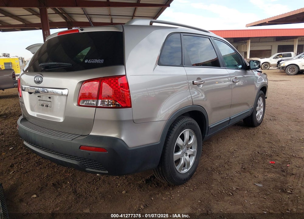2012 KIA SORENTO LX VIN: 5XYKTCA68CG278860