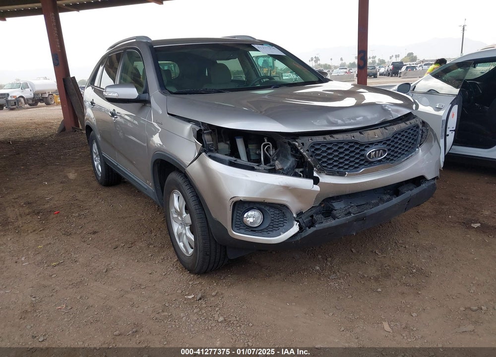 2012 KIA SORENTO LX VIN: 5XYKTCA68CG278860