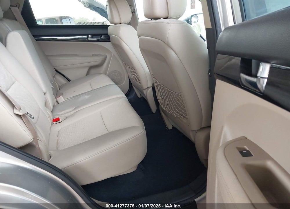 2012 KIA SORENTO LX VIN: 5XYKTCA68CG278860