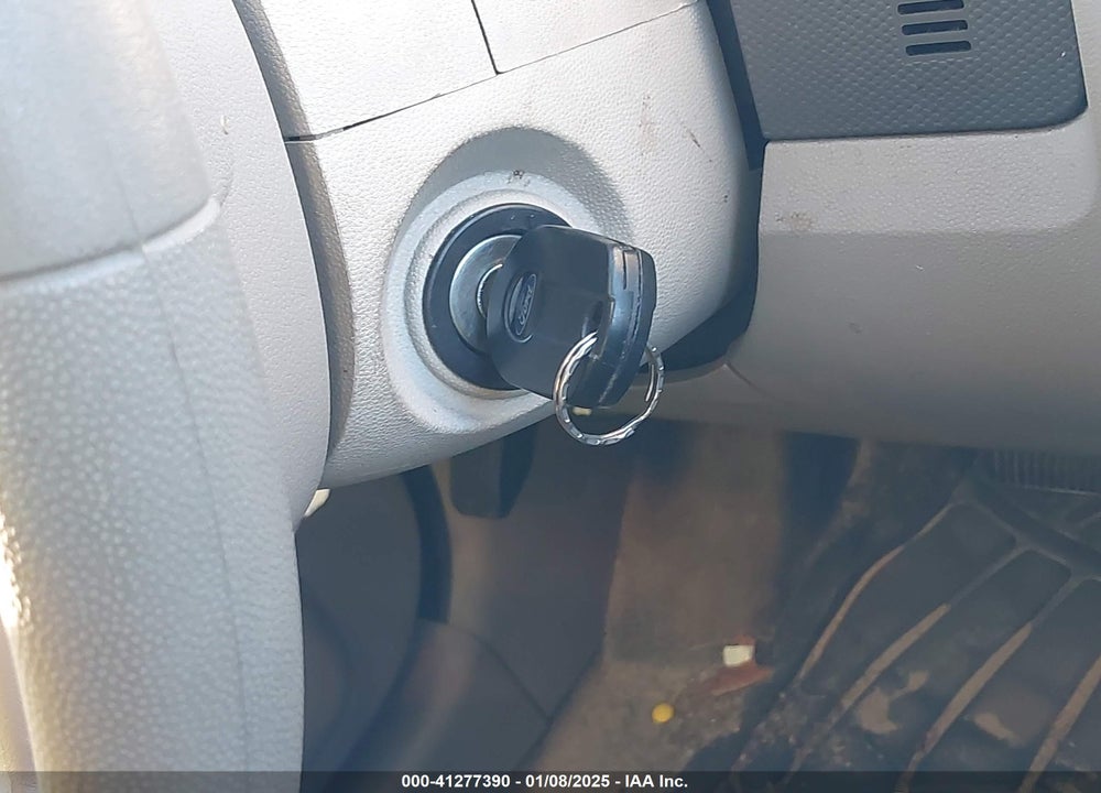 2009 FORD ESCAPE XLS/XLS MANUAL VIN: 1FMCU02739KB71348