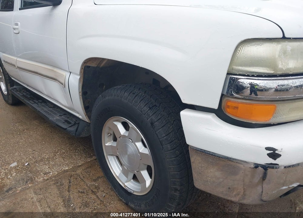 2004 CHEVROLET TAHOE LT VIN: 1GNEC13Z84J313091