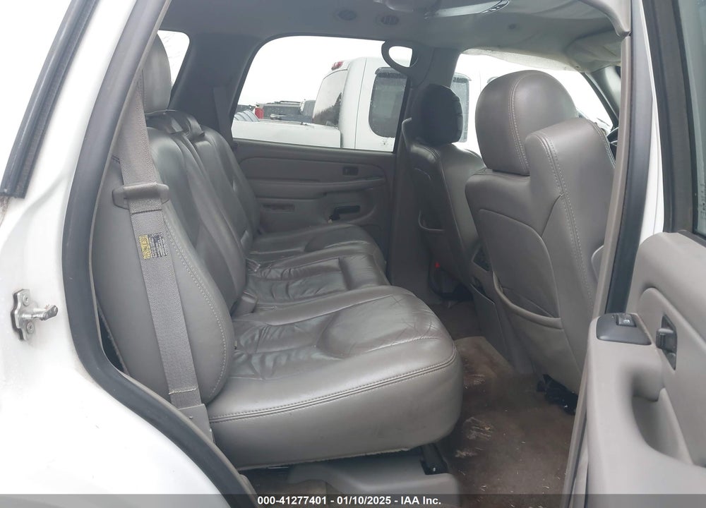 2004 CHEVROLET TAHOE LT VIN: 1GNEC13Z84J313091