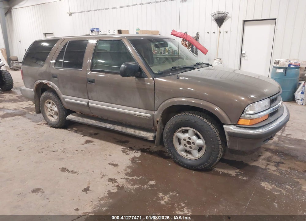 2000 CHEVROLET BLAZER LS VIN: 1GNDT13W7YK164884