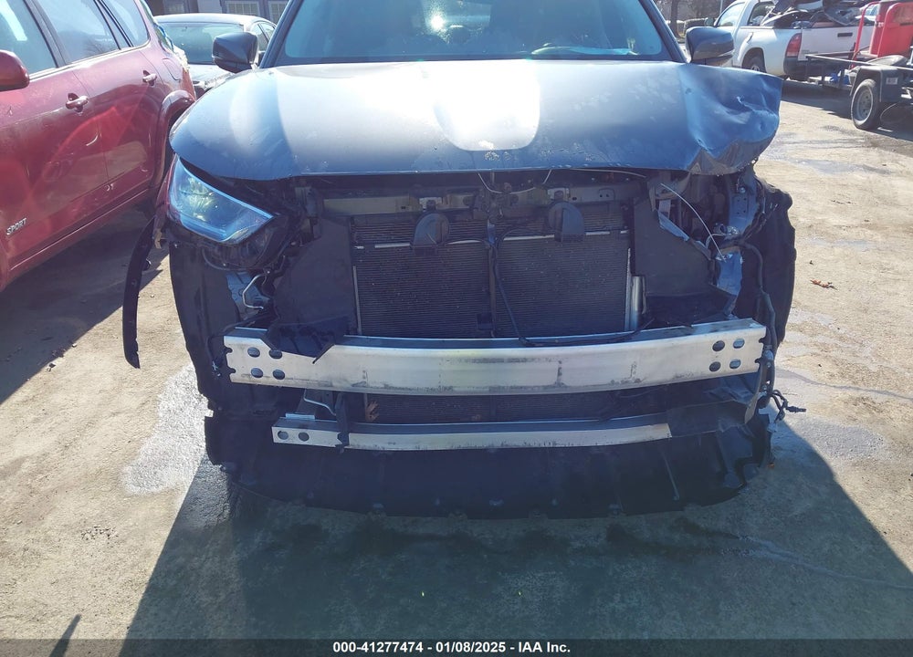 2021 TOYOTA HIGHLANDER XLE VIN: 5TDGZRAH1MS533118
