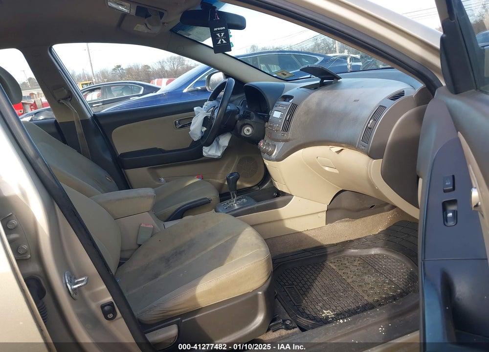2010 HYUNDAI ELANTRA GLS VIN: KMHDU4AD2AU979637