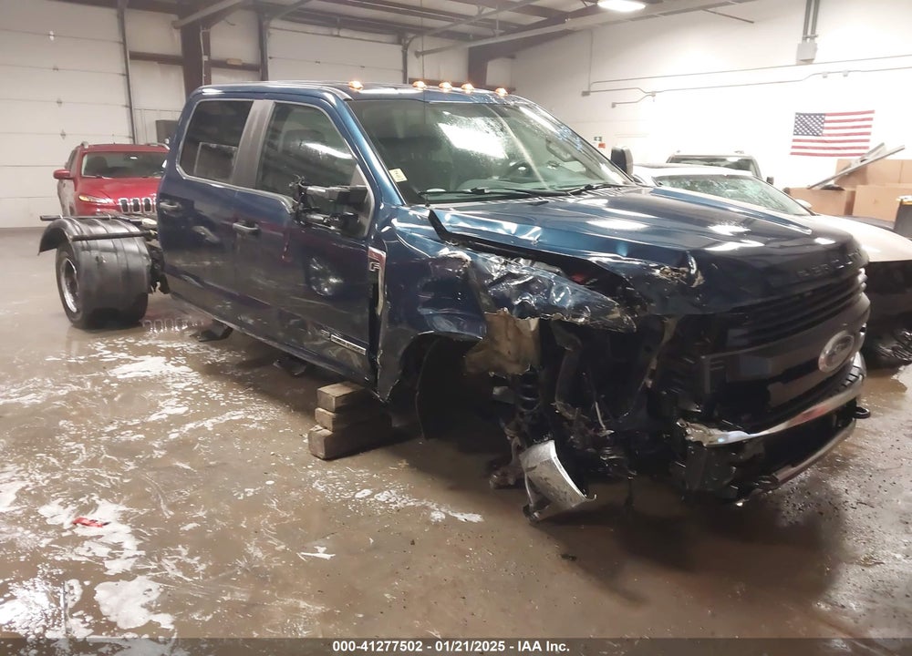2019 FORD F-350 CHASSIS XL VIN: 1FD8W3HT9KEG35950