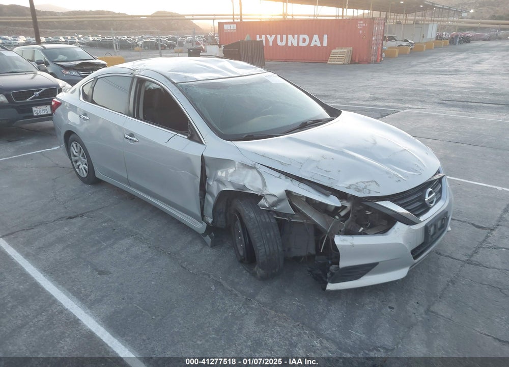2017 NISSAN ALTIMA VIN: 1N4AL3AP7HN332031