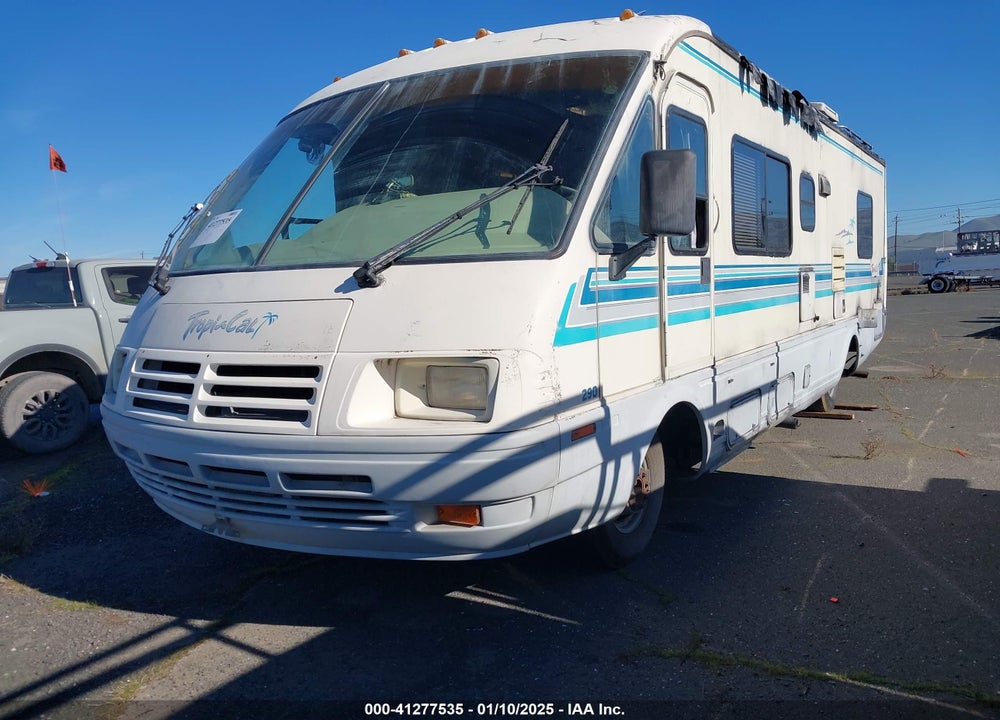 1993 CHEVROLET P30 VIN: 1GBJP37N7P3314079