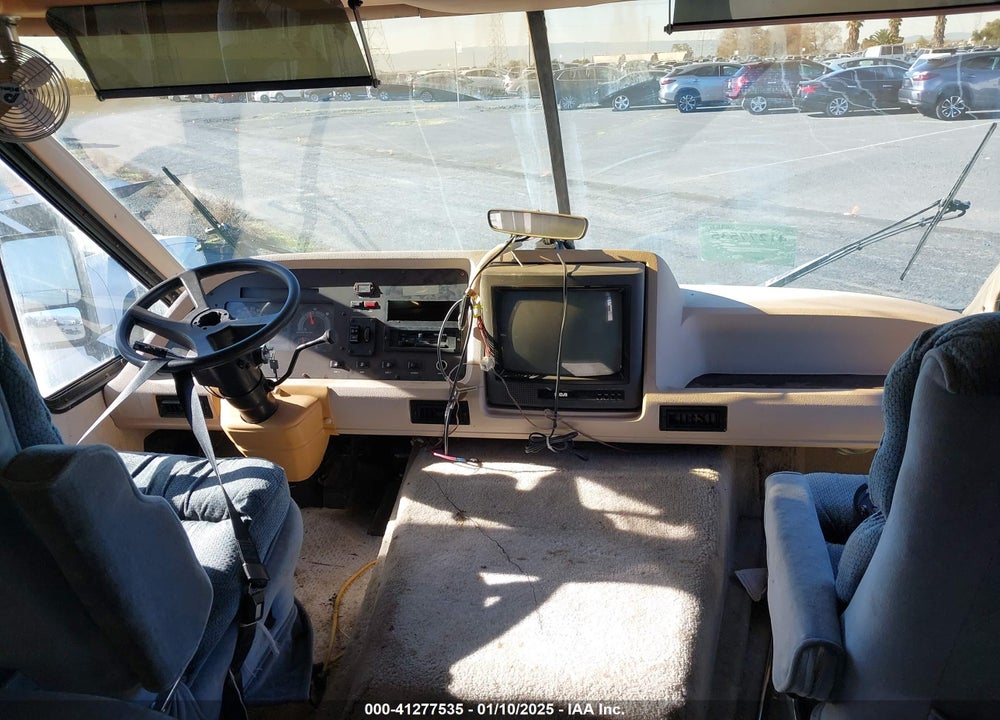 1993 CHEVROLET P30 VIN: 1GBJP37N7P3314079