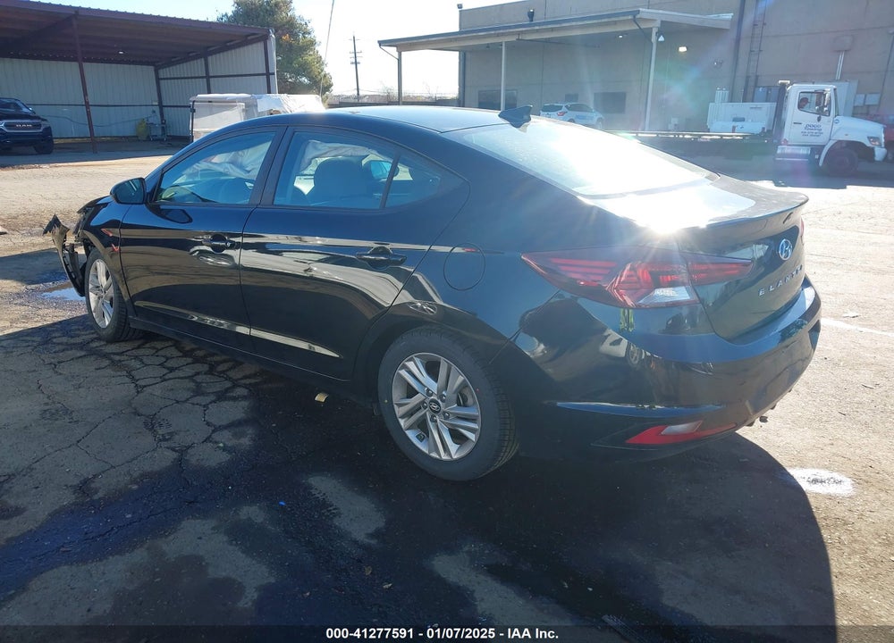 2019 HYUNDAI ELANTRA VIN: KMHD84LF0KU782812