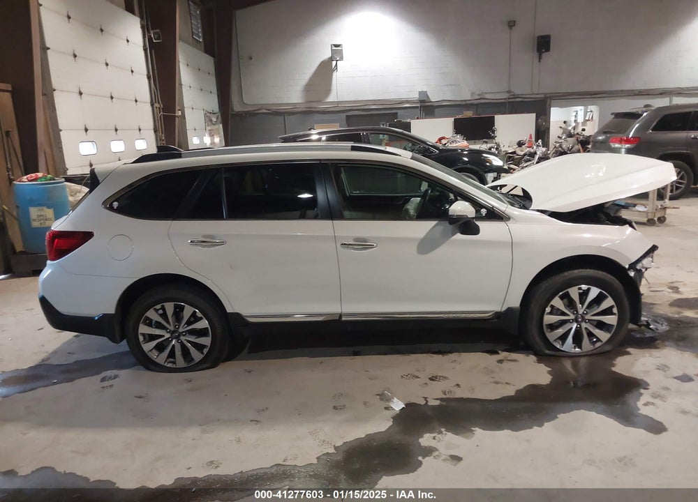 2019 SUBARU OUTBACK 2.5I TOURING VIN: 4S4BSATC4K3357564