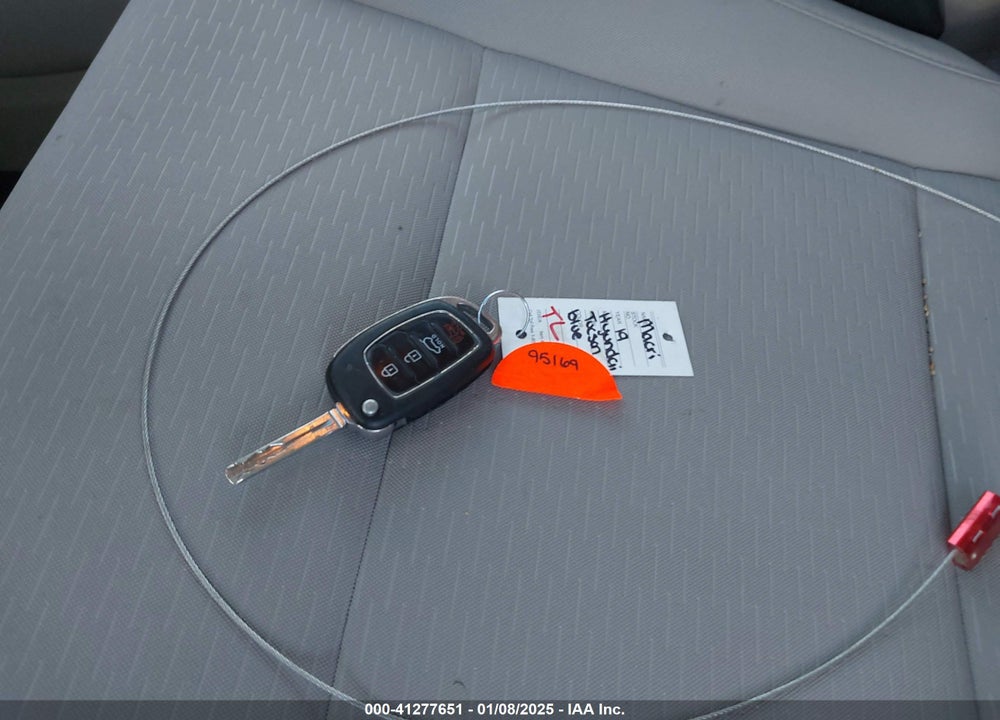 2019 HYUNDAI TUCSON SE VIN: KM8J2CA42KU990075