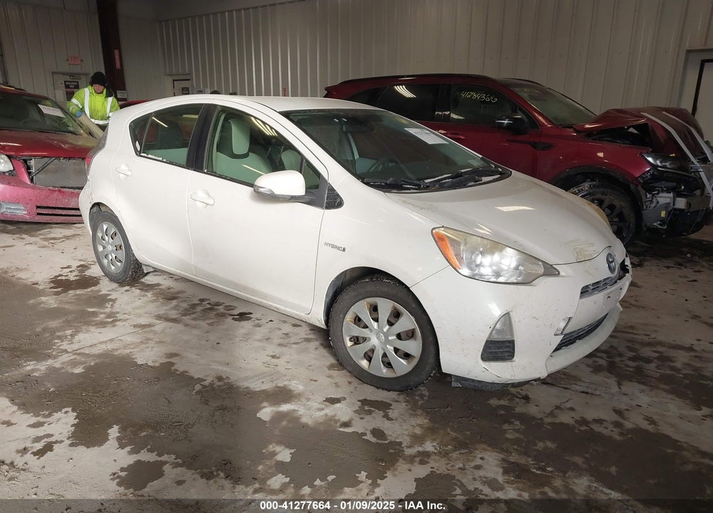 2012 TOYOTA PRIUS C ONE VIN: JTDKDTB33C1513358