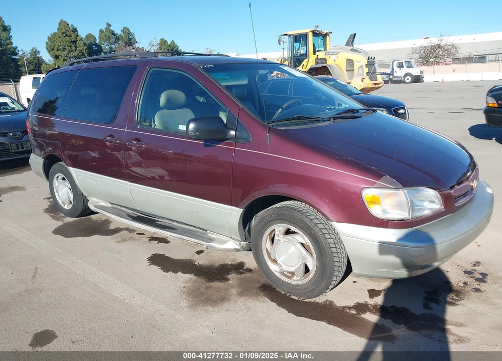 1998 TOYOTA SIENNA XLE VIN: 4T3ZF13C6WU029251