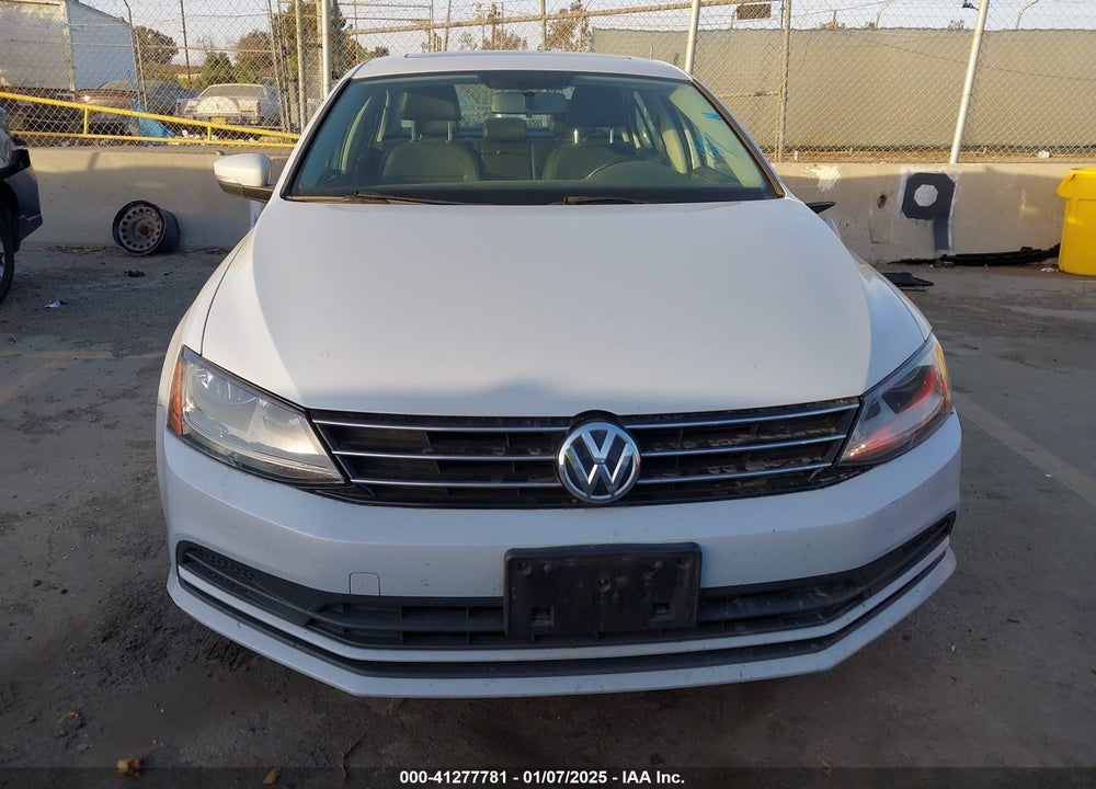 2017 VOLKSWAGEN JETTA 1.4T SE VIN: 3VWDB7AJ0HM368664