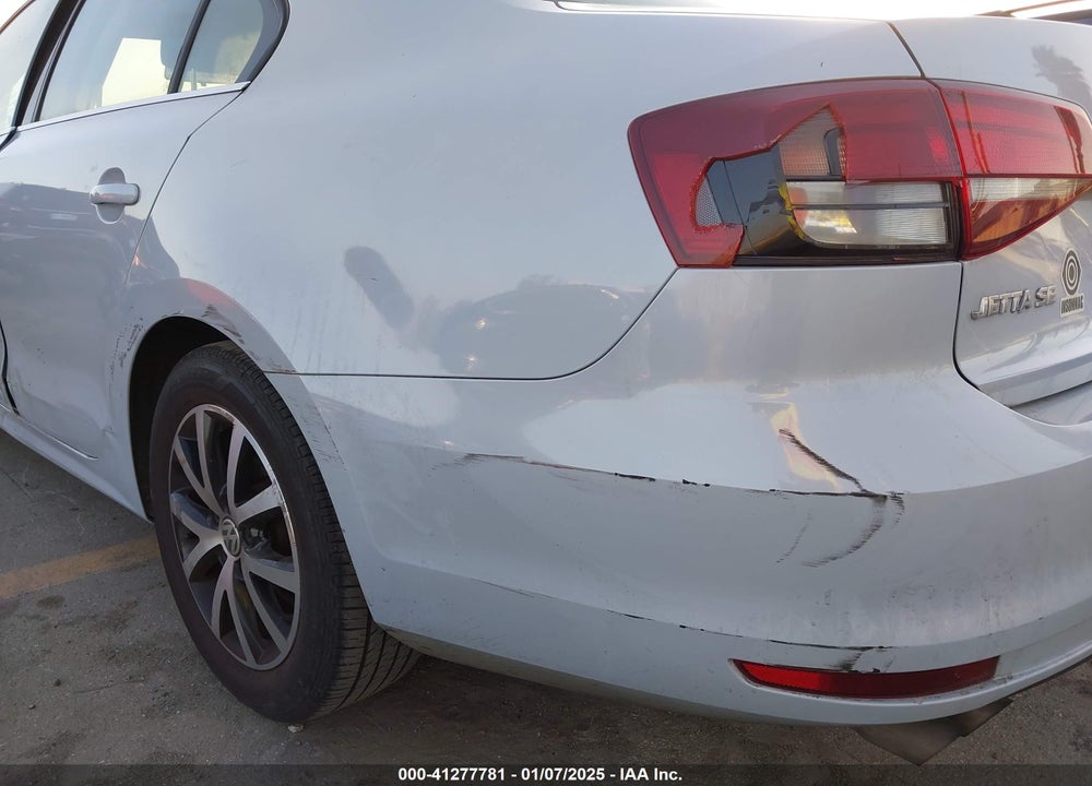2017 VOLKSWAGEN JETTA 1.4T SE VIN: 3VWDB7AJ0HM368664