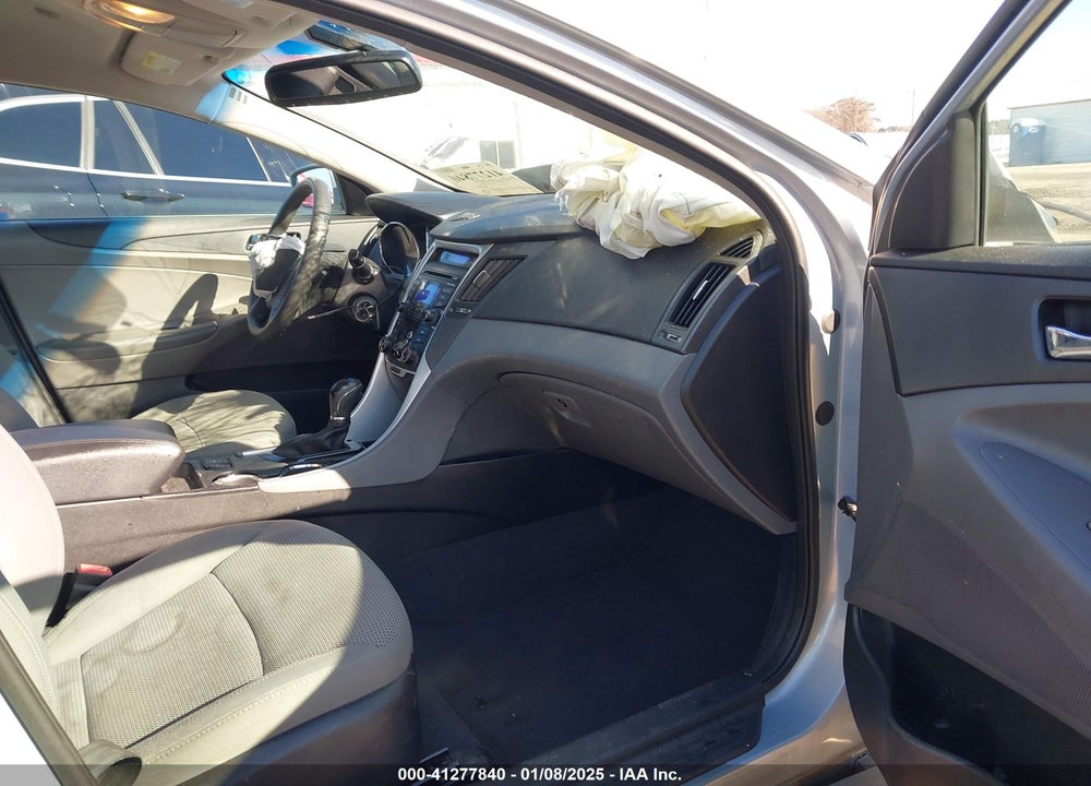 2013 HYUNDAI SONATA VIN: 5NPEB4AC5DH600053