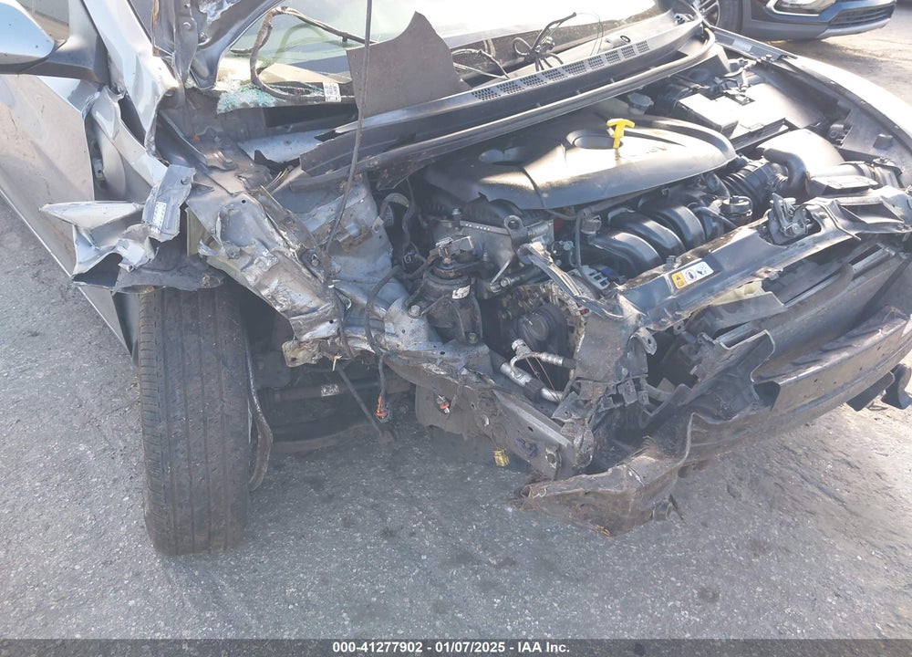 2015 HYUNDAI ELANTRA VIN: KMHDH4AE6FU423707