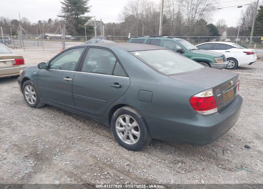 2006 TOYOTA CAMRY VIN: 4T1BE32K26U141286